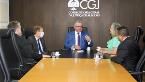 Arpen Alagoas visita Corregedor-Geral de Justiça 